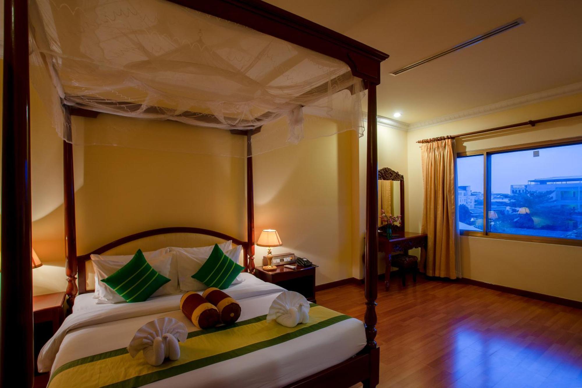 Angkor Holiday Hotel Siem Reap Luaran gambar