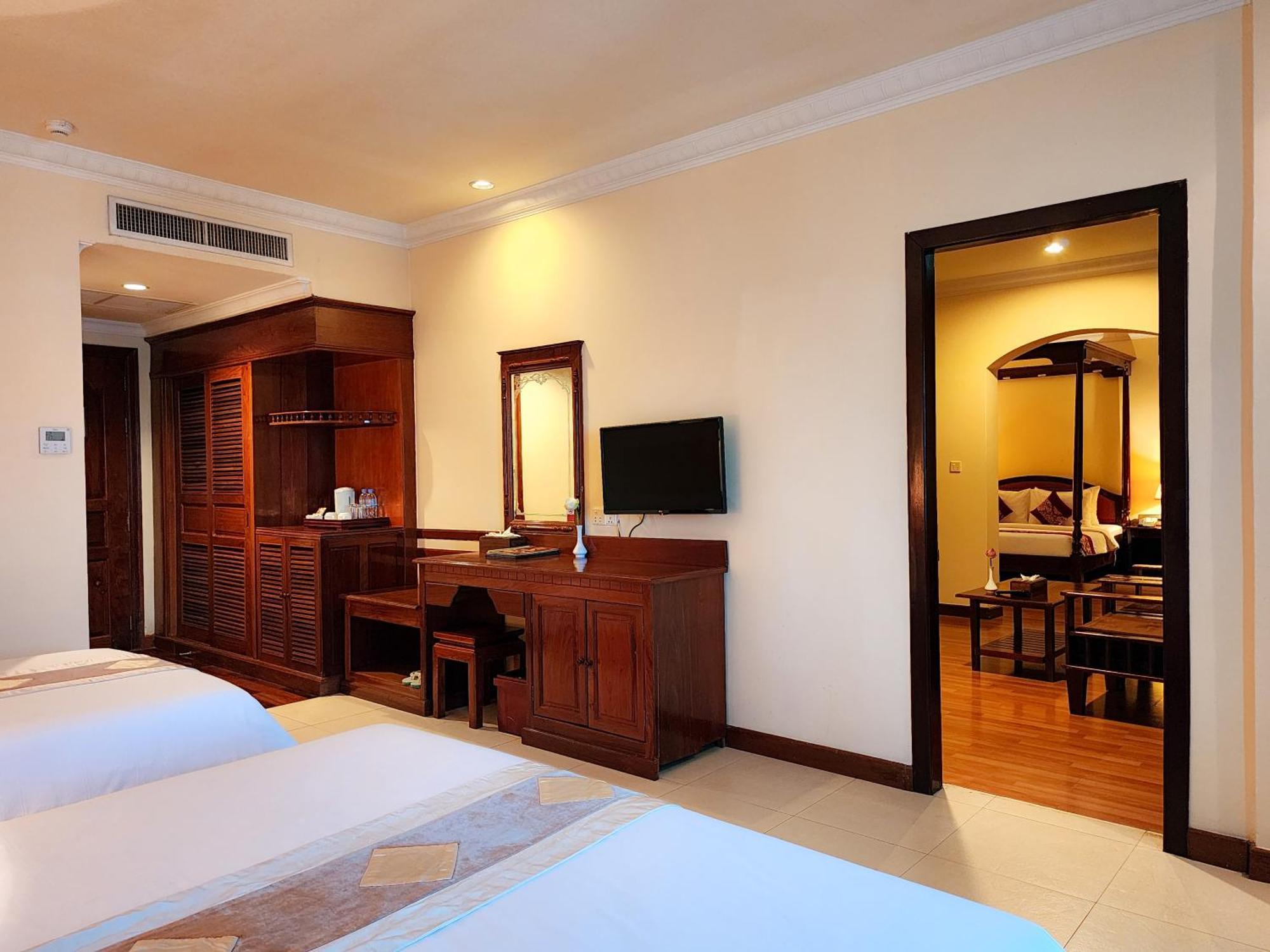 Angkor Holiday Hotel Siem Reap Luaran gambar