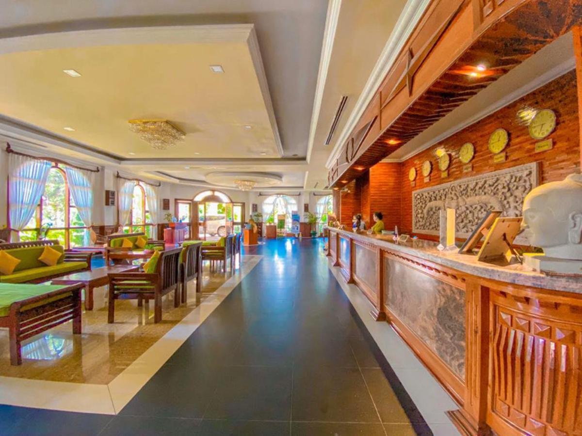 Angkor Holiday Hotel Siem Reap Luaran gambar